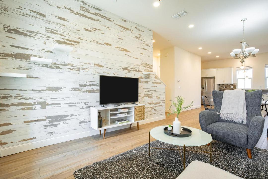 Photo of Livingroom in Newark
