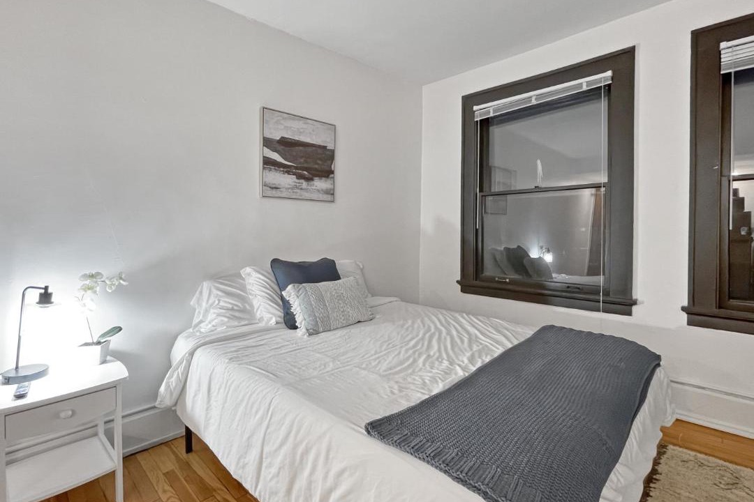 Photo of Bedroom in Downtown Des Moines