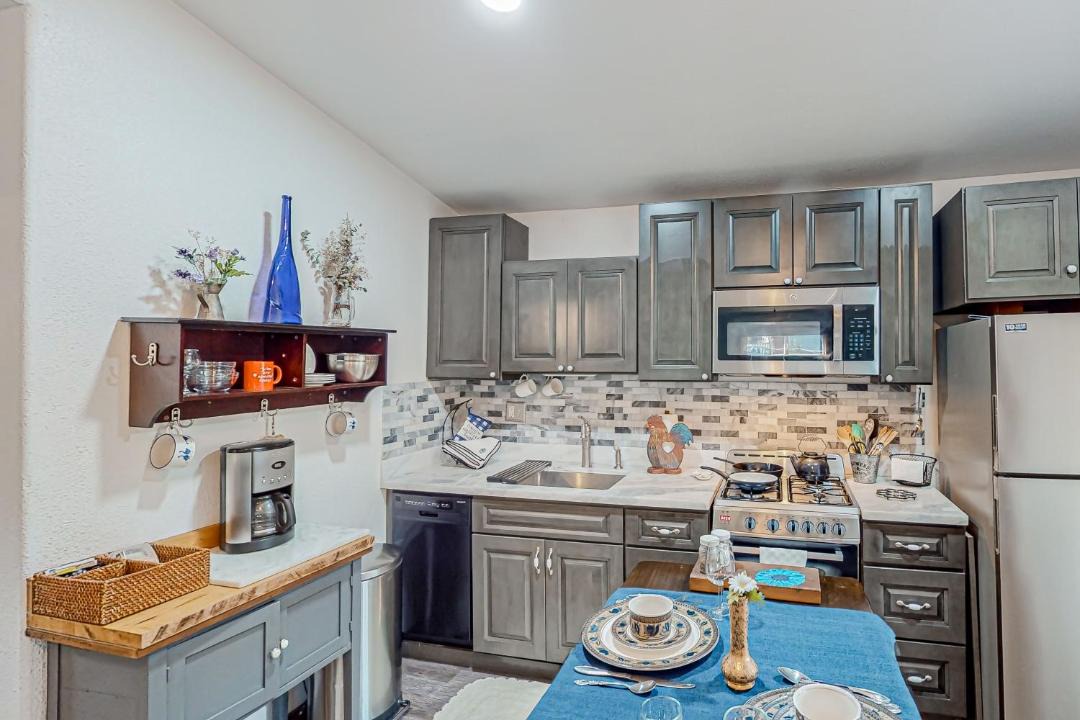 Photo of Kitchen in Mono Vista