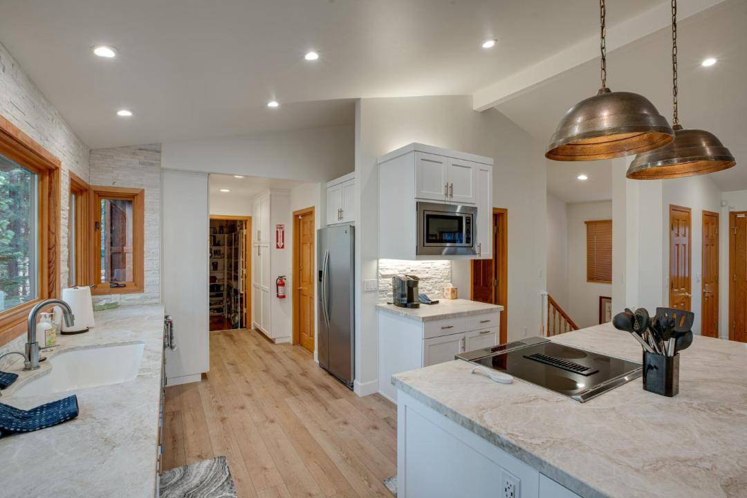 Photo of Livingroom in Tahoe Village