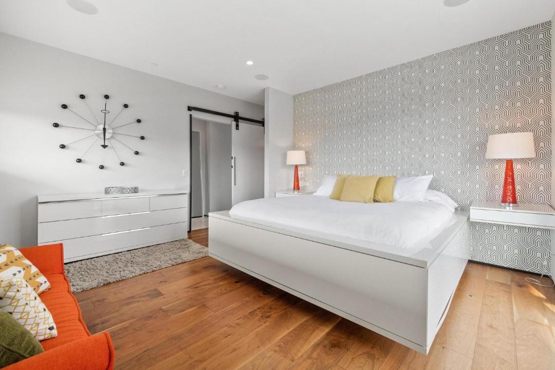 Photo of Bedroom in Solana Beach