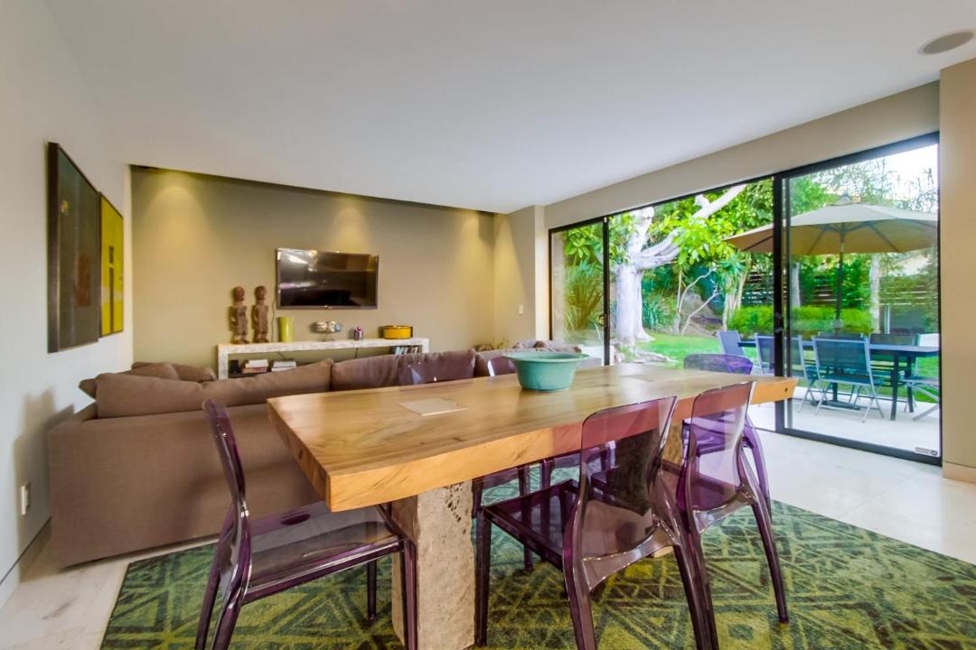 Photo of Livingroom in Sunset Cliffs