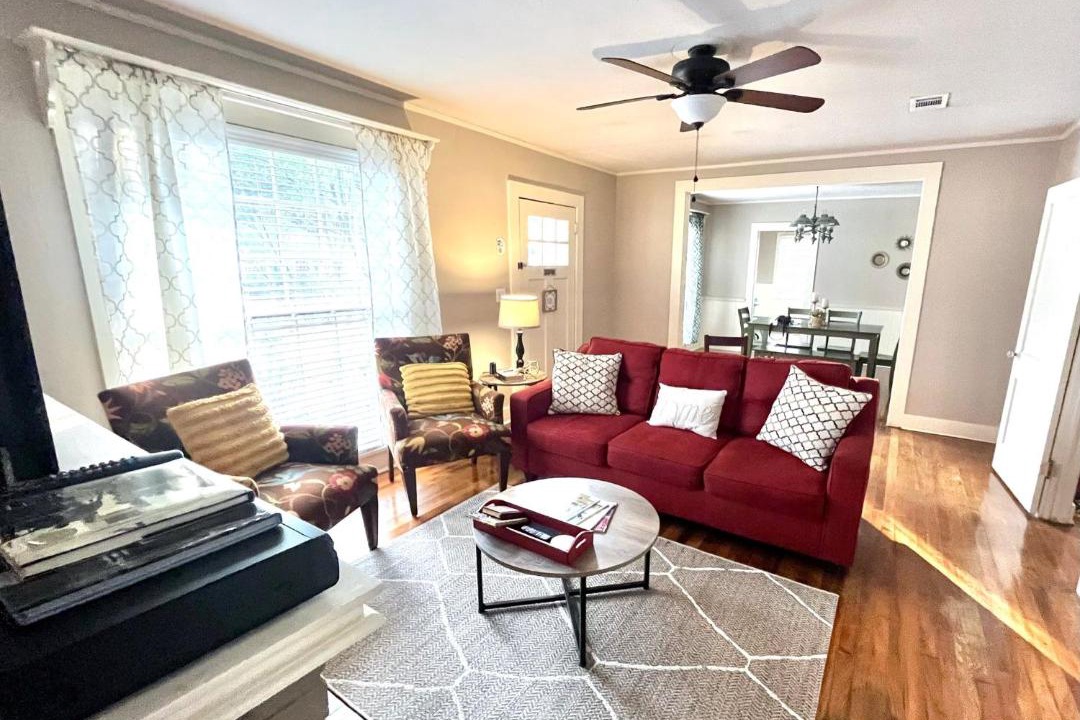 Photo of Livingroom in Hattiesburg