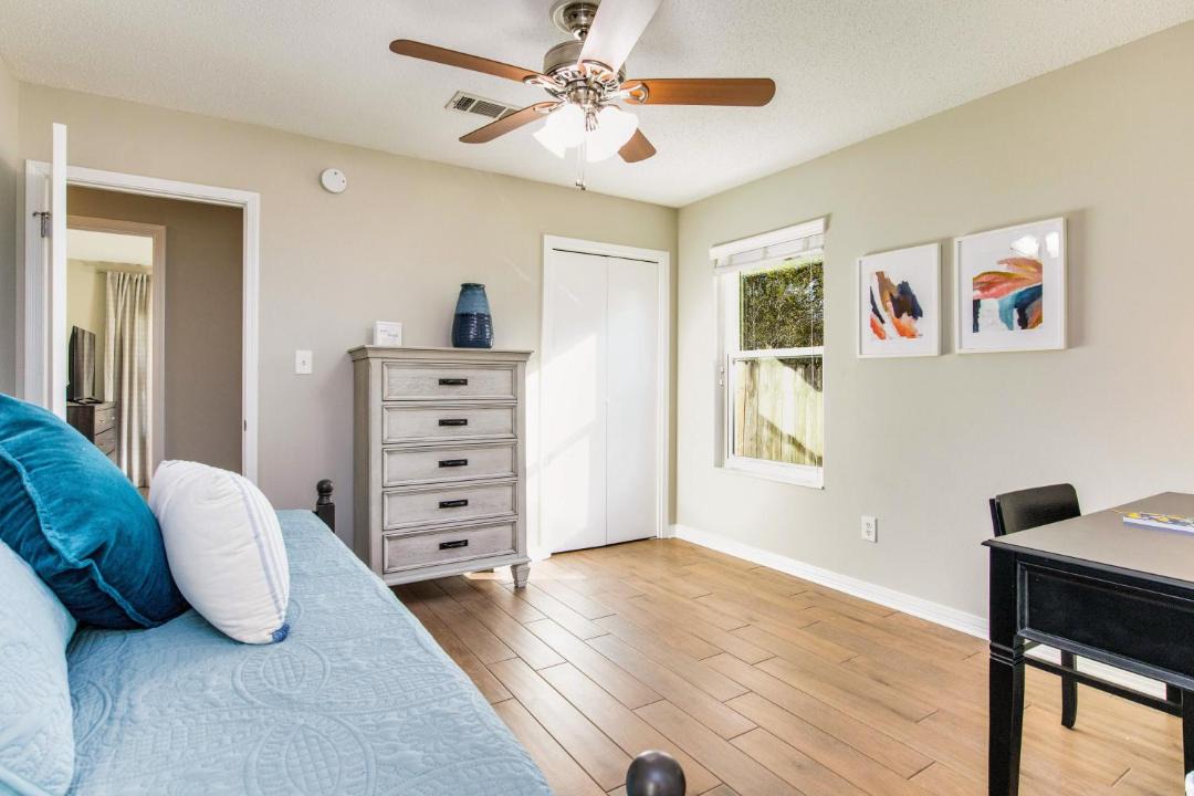 Photo of Bedroom in North Northwest Pensacola