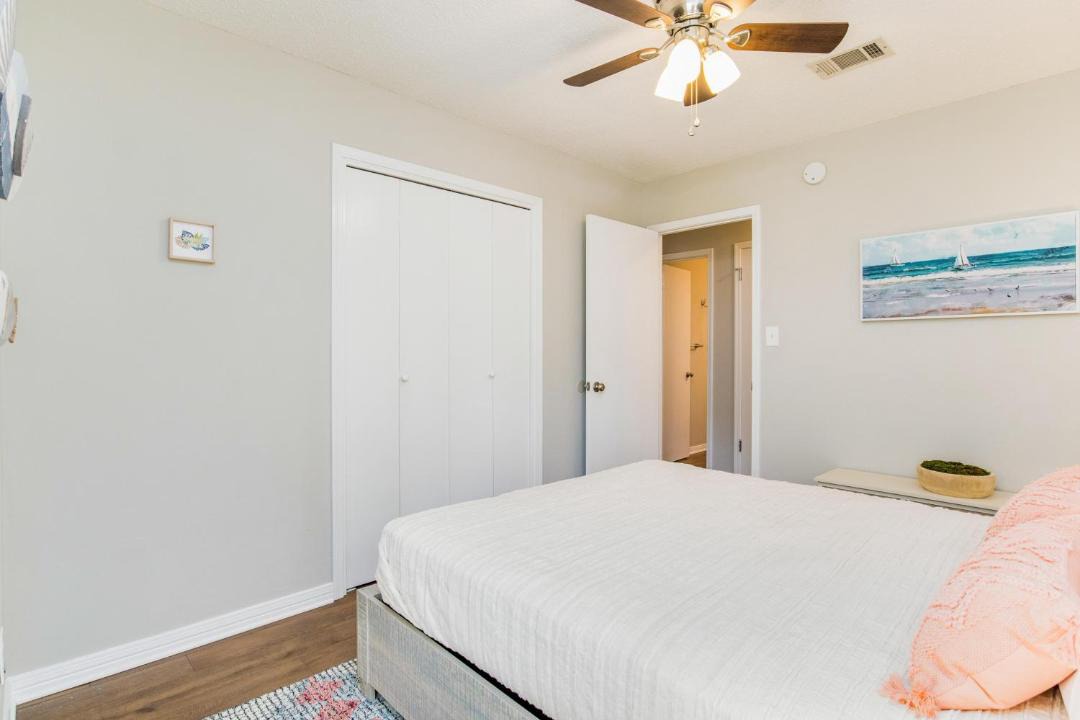 Photo of Bedroom in North Northwest Pensacola