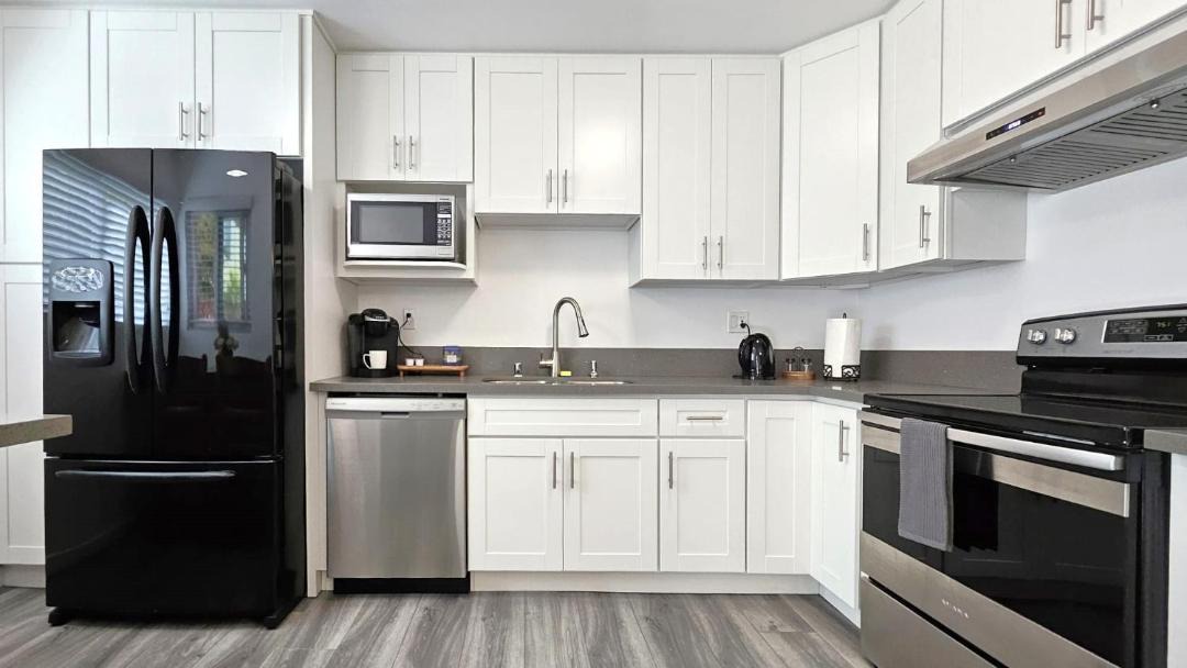 Photo of Kitchen in North of Wilshire