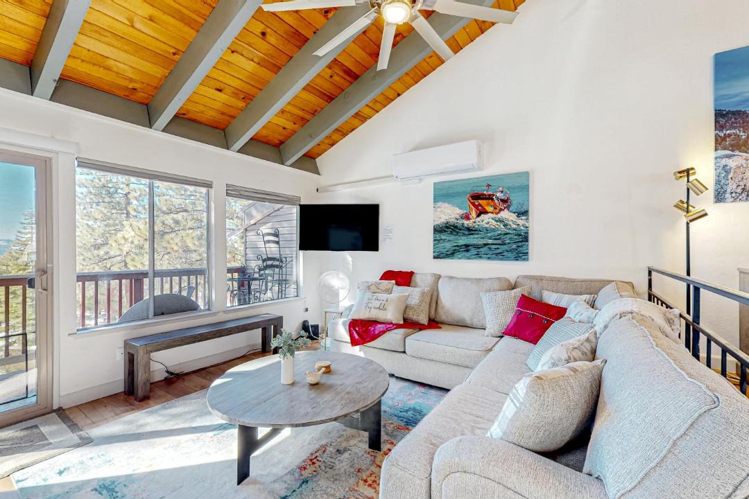 Photo of Livingroom in Zephyr Cove