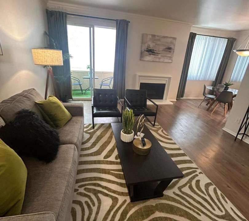 Photo of Livingroom in Beverly Grove