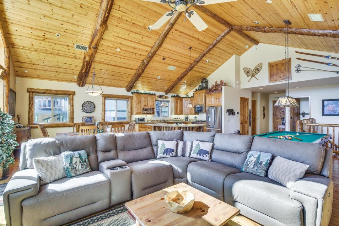 Photo of Livingroom in Big Bear City