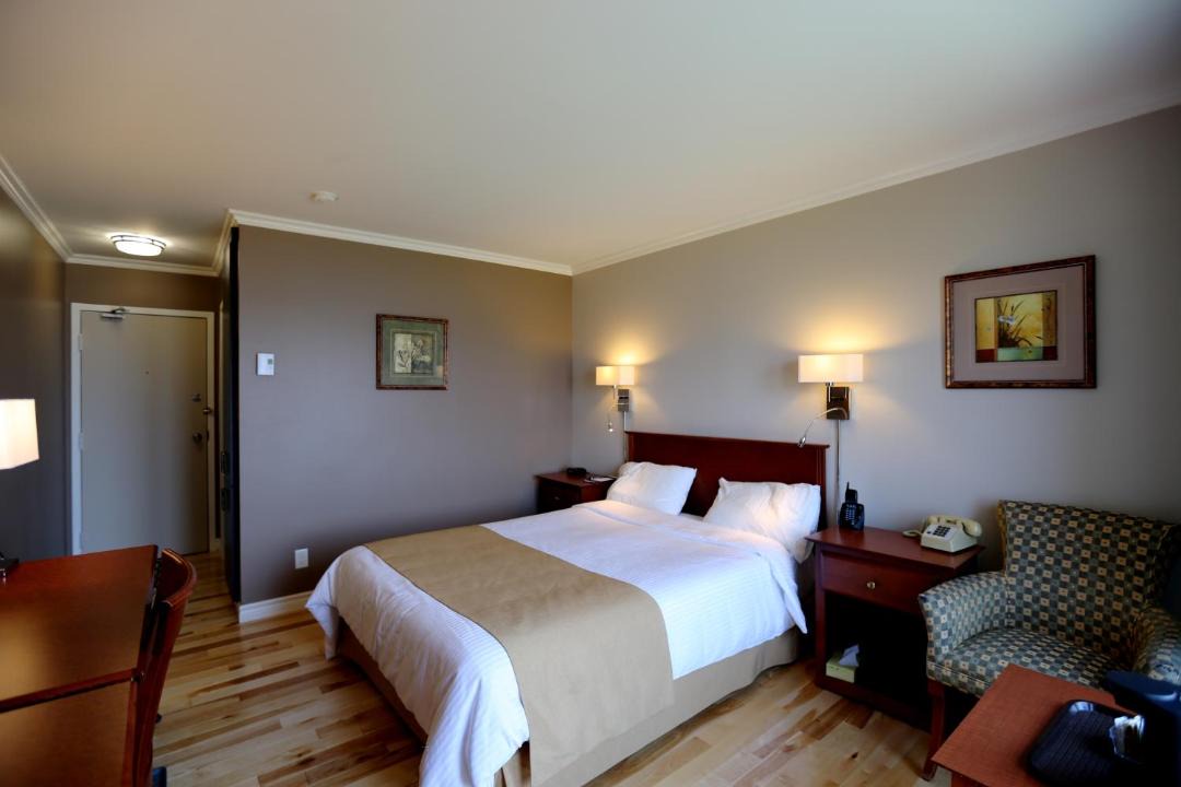 Photo of Bedroom in La Baie