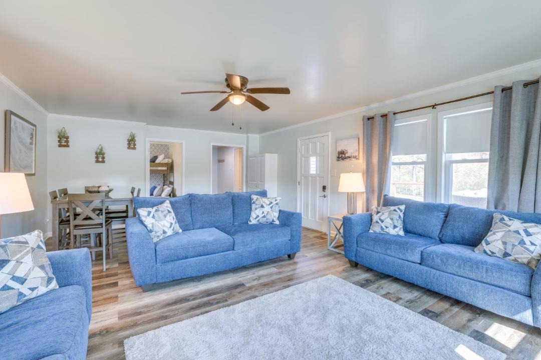Photo of Livingroom in Shelby