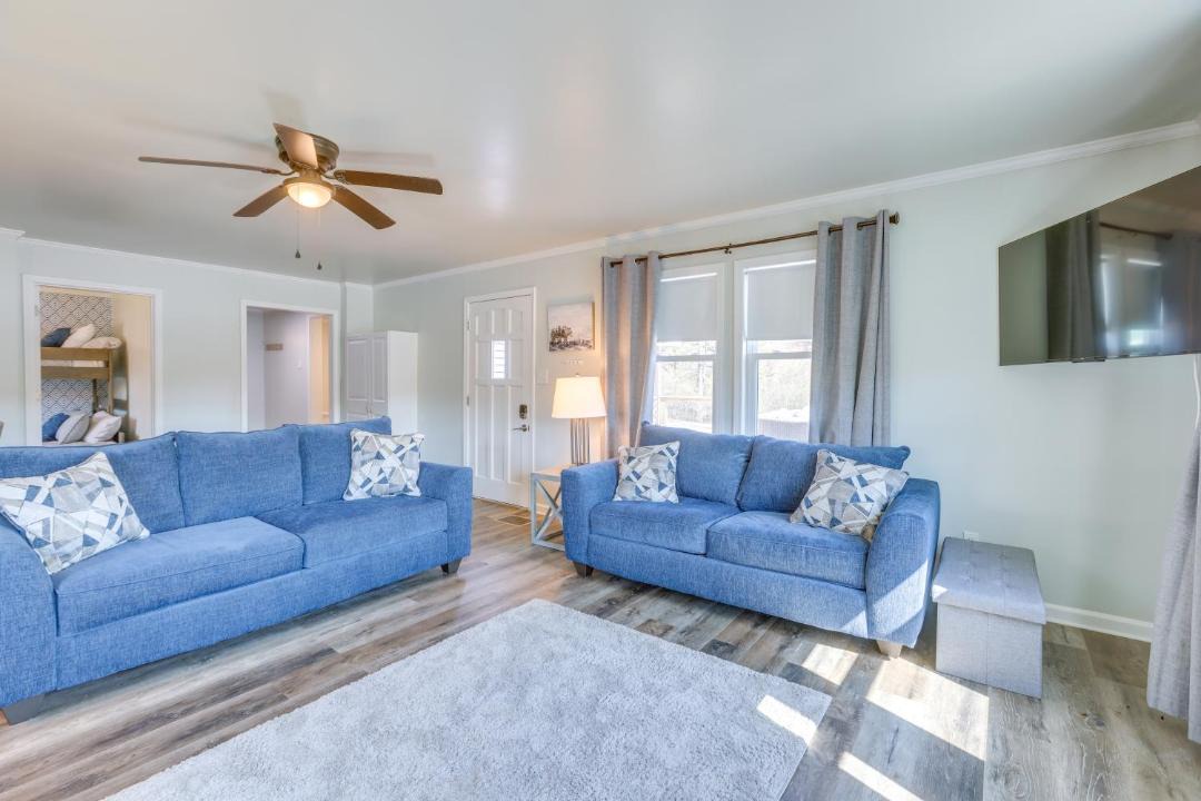 Photo of Livingroom in Shelby
