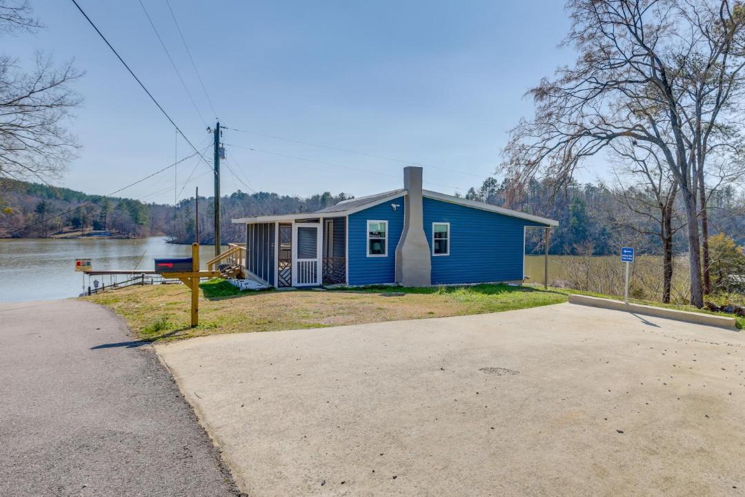Photo of Buildings in Shelby