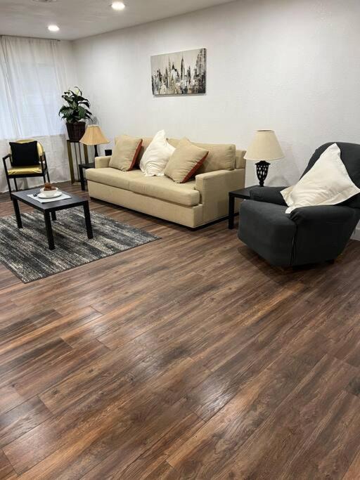 Photo of Livingroom in Visalia