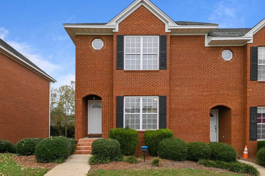 Photo of Buildings in Auburn - Opelika