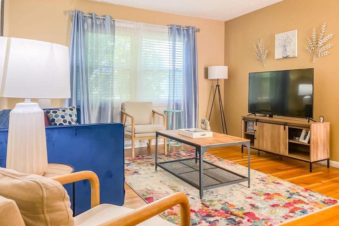 Photo of Livingroom in Madison