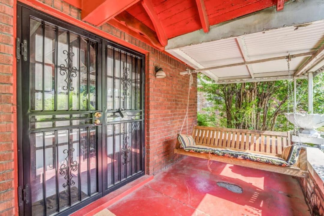 Photo of Patio Balcony in Vollintine-Evergreen