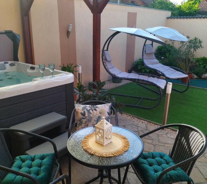 Photo of Patio Balcony in Mako