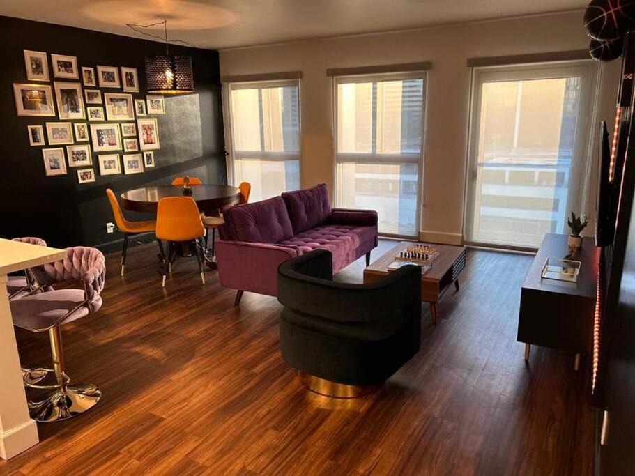 Photo of Livingroom in Los Angeles