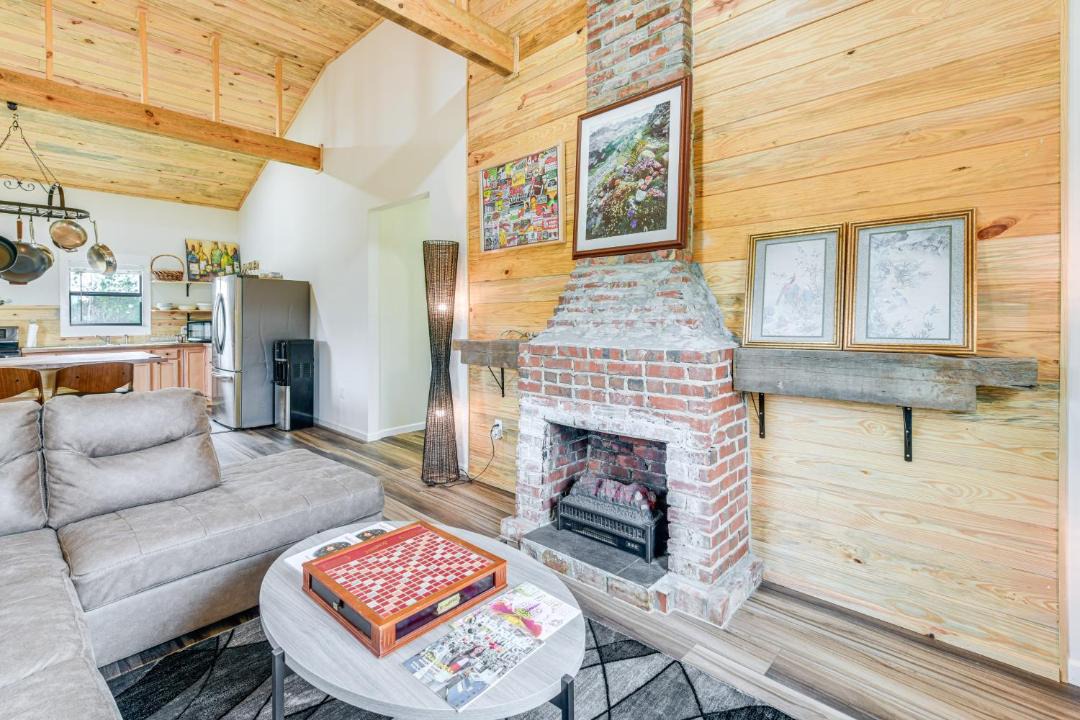 Photo of Livingroom in Abbeville