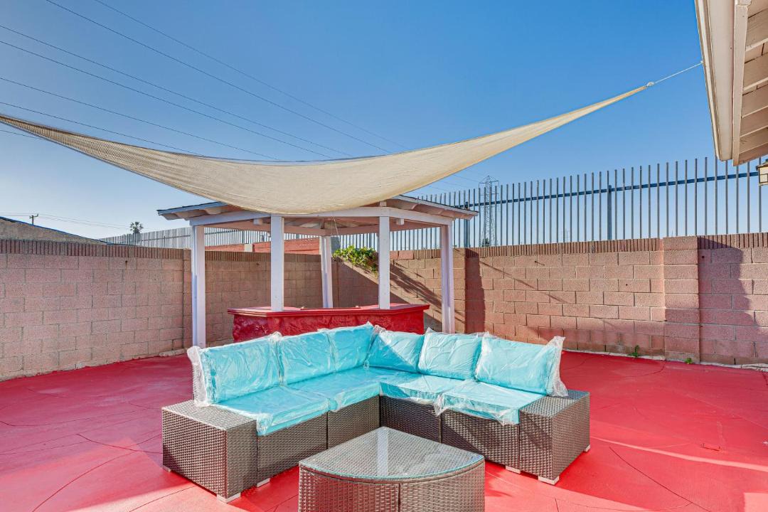 Photo of Patio Balcony in Compton