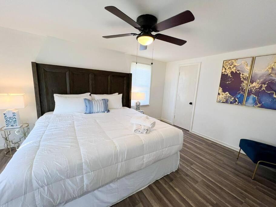 Photo of Bedroom in Niagara Falls