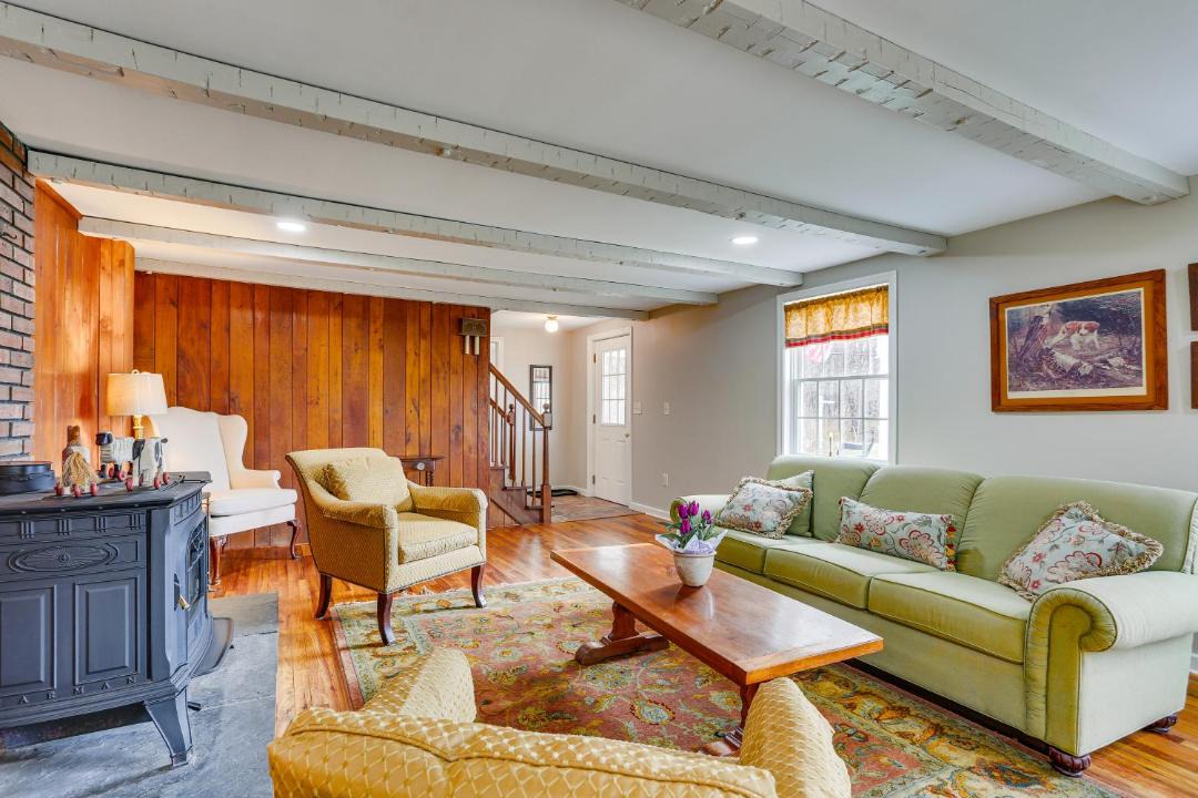 Photo of Livingroom in Layton