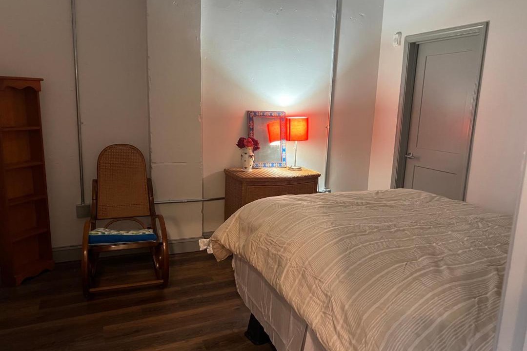 Photo of Bedroom in Central City