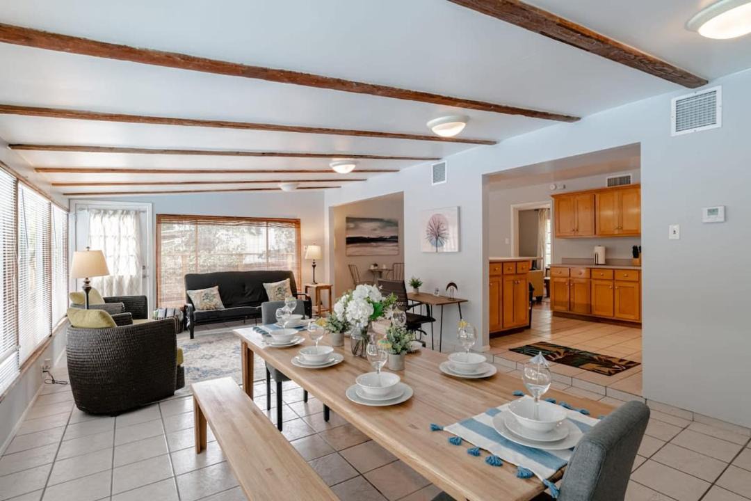 Photo of Livingroom in Mobile