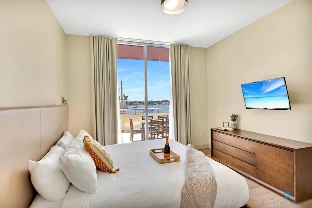 Photo of Bedroom in Hollywood