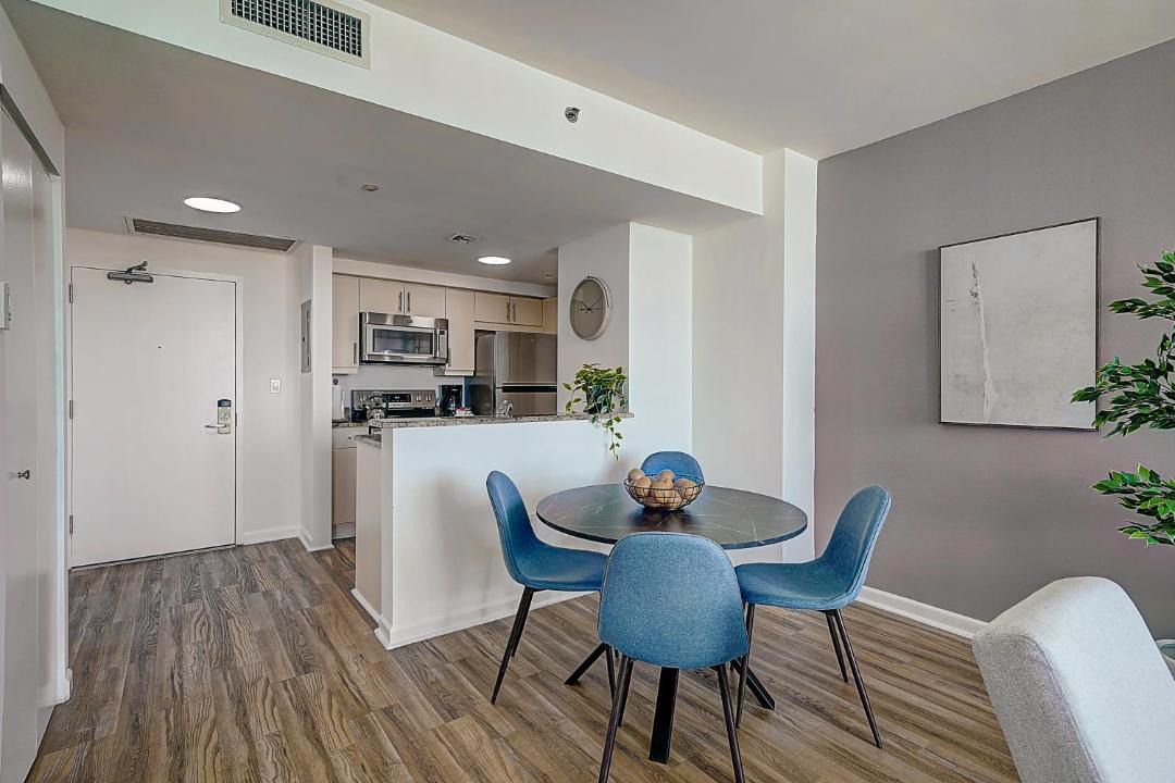 Photo of Livingroom in Coconut Grove