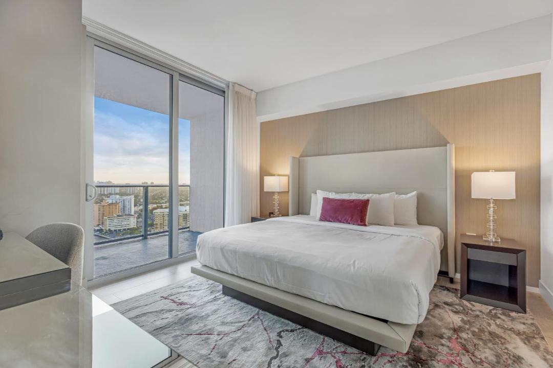 Photo of Bedroom in Hollywood South Central Beach