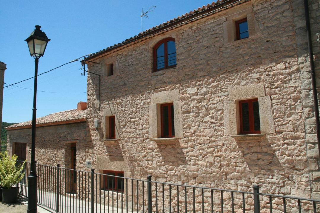 Photo of Buildings in Rocallaura