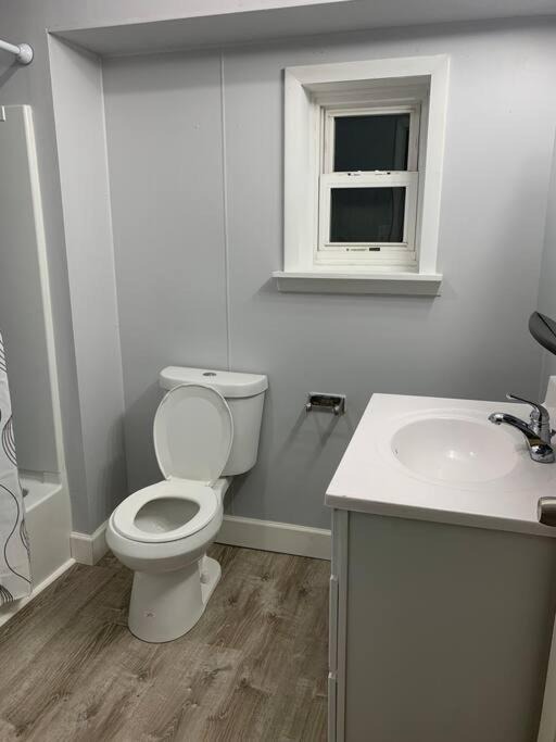 Photo of Bathroom in Niagara Falls