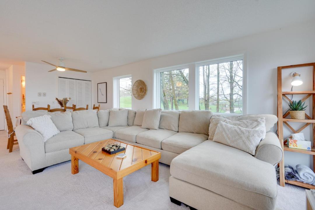 Photo of Livingroom in Dewittville