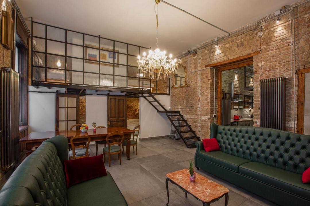 Photo of Livingroom in Palace District