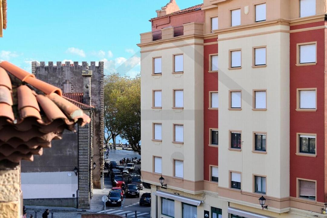 Photo of Others in Cimadevilla
