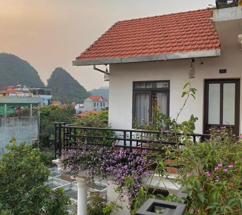 Photo of Others in Hoa Lu