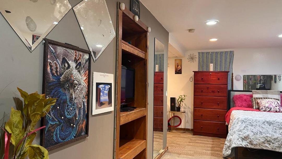 Photo of Bedroom in Belleville