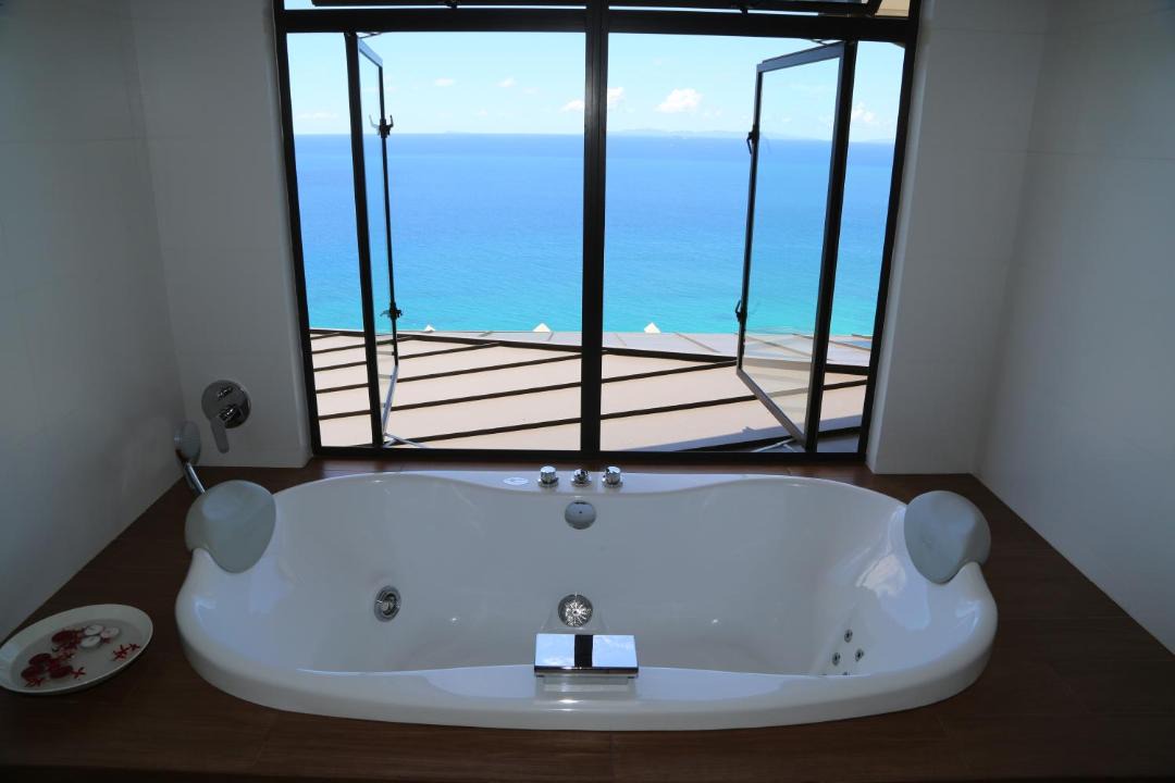 Photo of Bathroom in Glacis