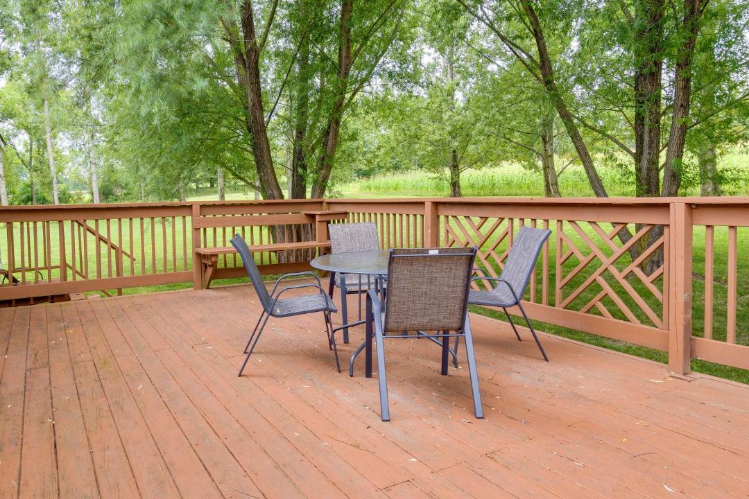 Photo of Patio Balcony in Watkins Glen