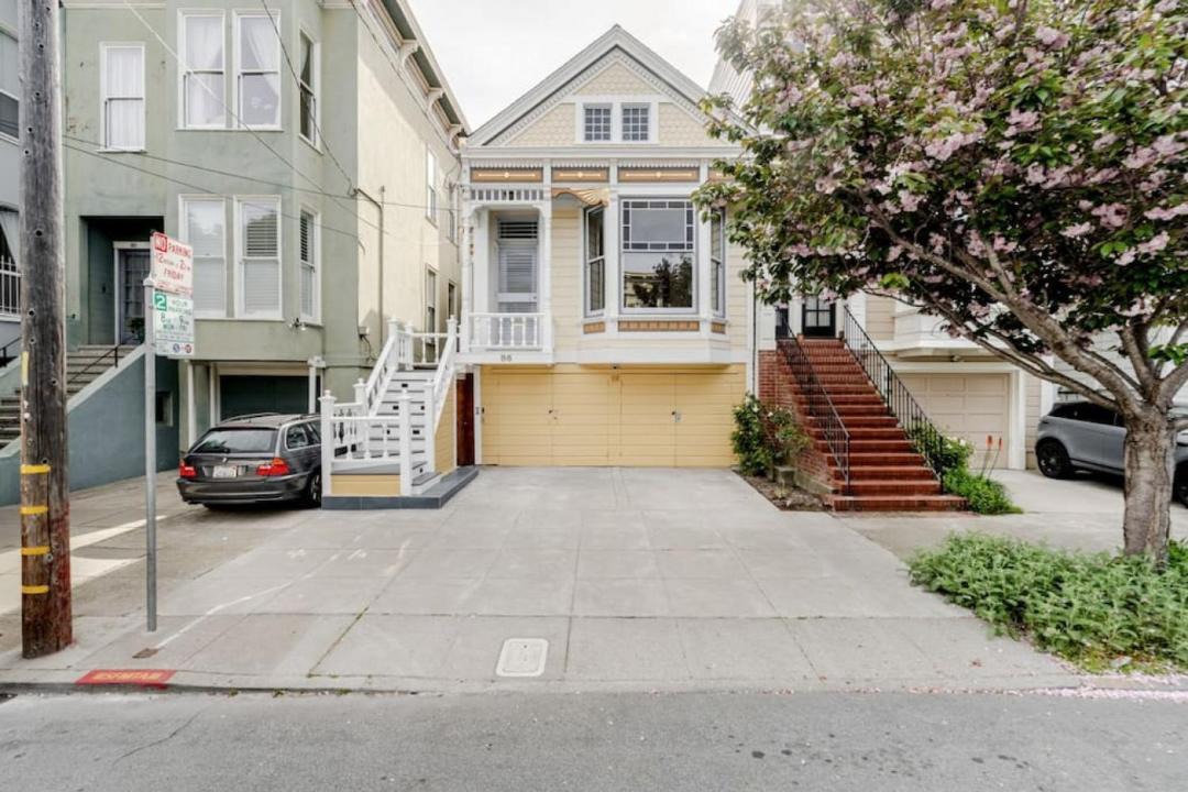 Photo of Buildings in Hayes Valley