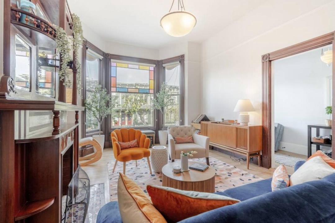 Photo of Livingroom in Hayes Valley