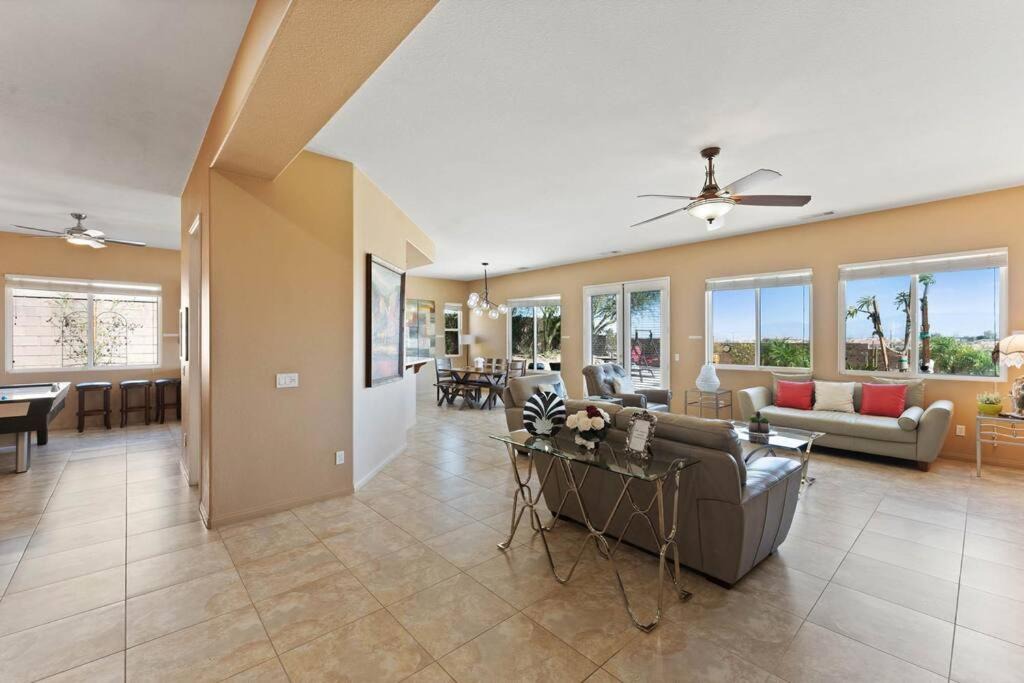 Photo of Livingroom in Desert Hot Springs