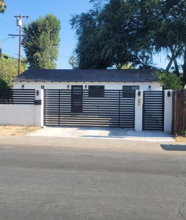 Photo of Others in Van Nuys