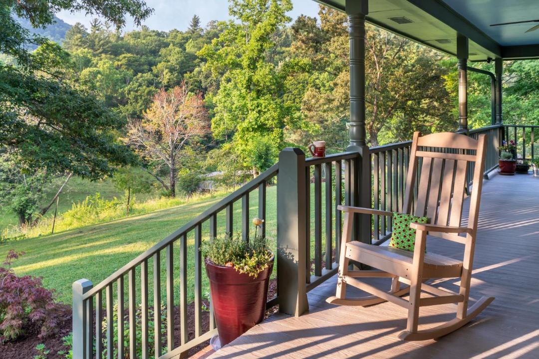 Photo of Patio Balcony in Weaverville