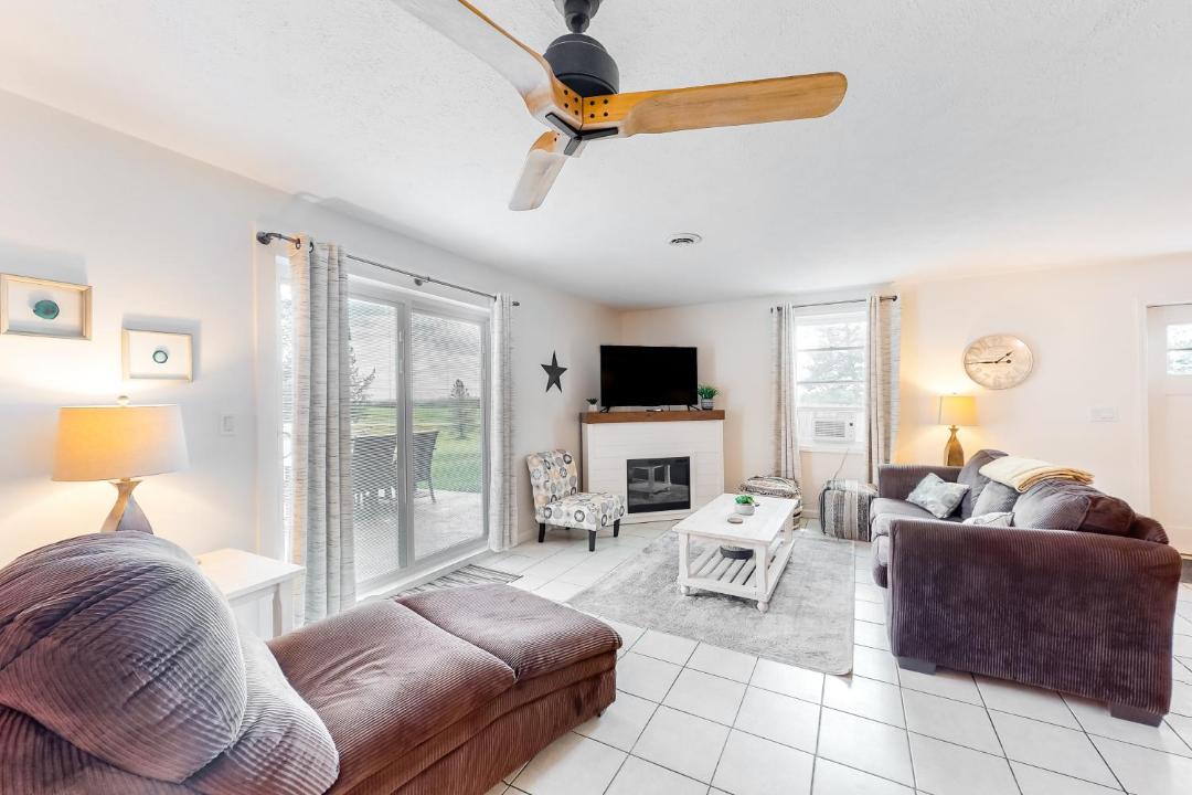 Photo of Livingroom in Branchport