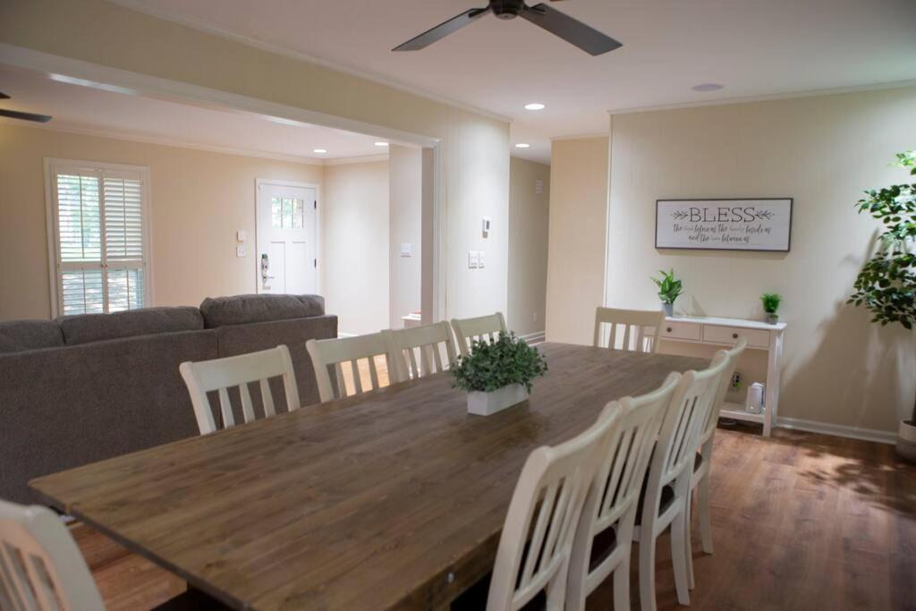 Photo of Livingroom in Northport