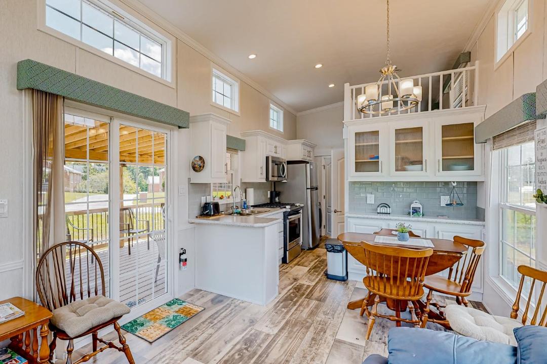 Photo of Livingroom in Hendersonville