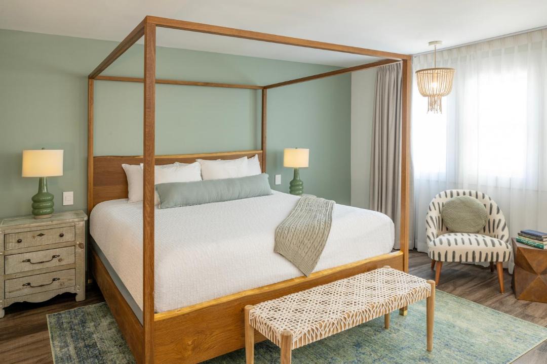 Photo of Bedroom in Cardiff-by-the-Sea